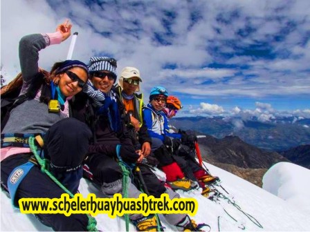 Cumbre Nevado Ishinca Cordillera Blanca FOTO: Jose Chacaltana
